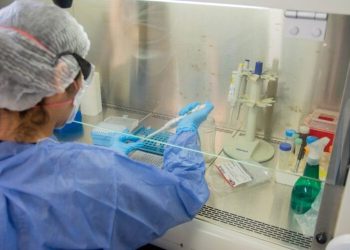 El Gobierno notó un «descenso sostenido» de casos de Covid-19 en la última semana