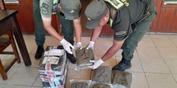 Un hombre fue detenido al presentarse a retirar una encomienda cargada con más de 5 kilos de marihuana