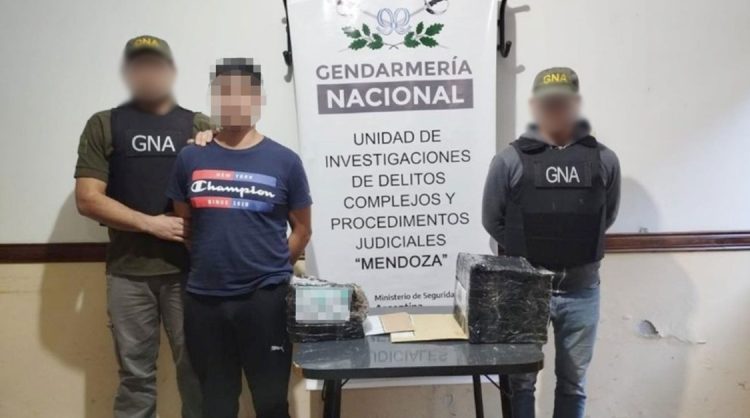 Desarticulan una organización narcocriminal que facilitaba drogas sintéticas desde Paraguay a Argentina y Chile