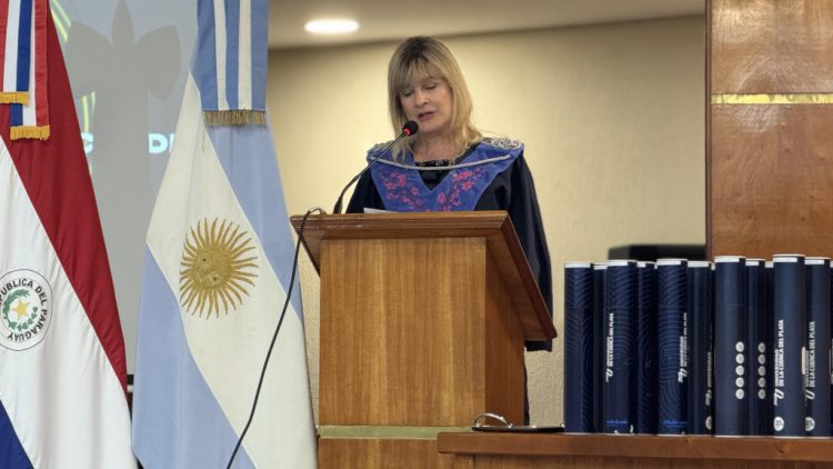 La Universidad de la Cuenca del Plata tituló a más de 40 profesionales de posgrado en Derecho Penal en Paraguay