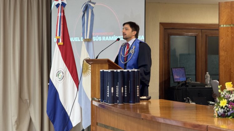 La Universidad de la Cuenca del Plata tituló a más de 40 profesionales de posgrado en Derecho Penal en Paraguay