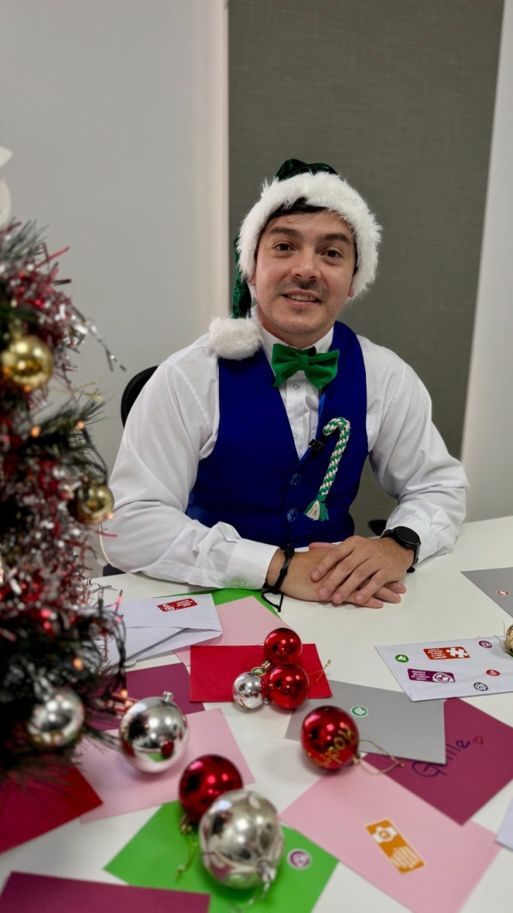 El ayudante de Papá Noel recorre Formosa y te enseña a ahorrar