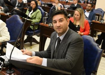 Diputado libertario denunció maniobras del Gobierno Provincial para apropiarse de subsidios nacionales
