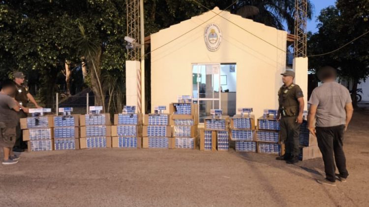 Gendarmes incautaron 44.500 atados de cigarrillos de origen extranjero valuados en más de 74.000.000 pesos