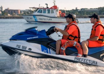 Recomendaciones de Prefectura para navegantes con motos de agua