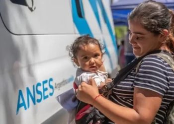 Según un informe, la AUH fue el único ingreso social que superó a la inflación