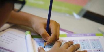 Ayuda escolar anual 2026: ANSES confirmó cuánto se cobra, fechas claves y quiénes pueden tramitarla