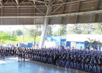 El gobernador presidió el ascenso de más de 1700 integrantes de la Policía de Formosa