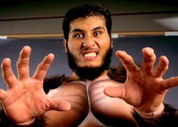 Fue el segundo argentino más alto de la historia, jugó al básquet, se convirtió en luchador y batalló contra su propio cuerpo