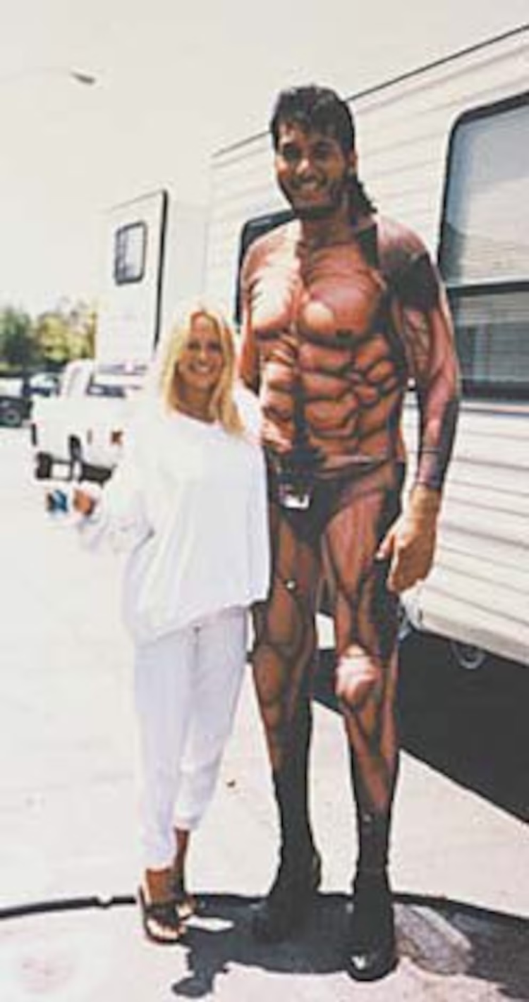 Fue el segundo argentino más alto de la historia, jugó al básquet, se convirtió en luchador y batalló contra su propio cuerpo