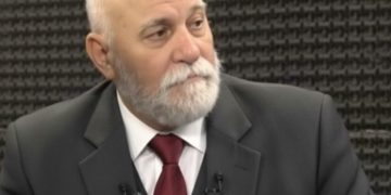 Cuando todo nos parece perdido, es necesario tener la conciencia despierta