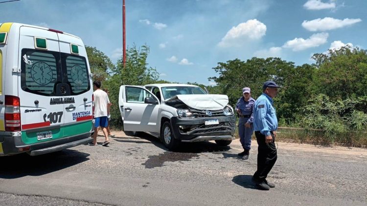 El desorden del tránsito pesado en Clorinda sigue dando problemas: otro choque en el acceso a Loyola