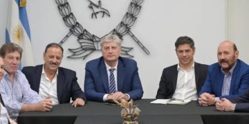 Insfrán y otros gobernadores peronistas se reunieron para definir una estrategia común en contra de la reforma laboral