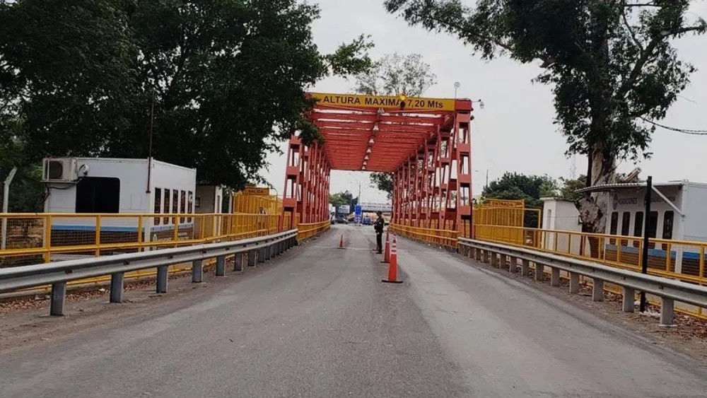 Alerta máxima en Argentina: Milei refuerza seguridad en fronteras y aeropuertos