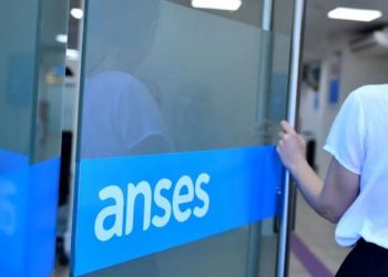 Baja de pensiones: ANSES modifica las causas de suspensión o cancelación de las PNC