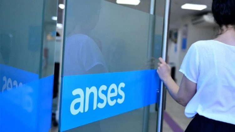 Baja de pensiones: ANSES modifica las causas de suspensión o cancelación de las PNC