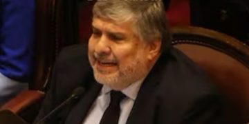 Mayans en el podio de senadores con más asesores: el formoseño tiene 31 colaboradores