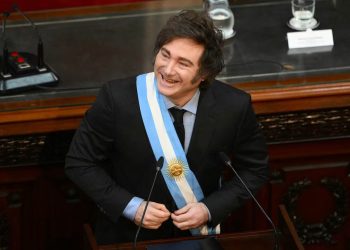 Sesiones ordinarias del Congreso el domingo: nueva hegemonía libertaria, paquete de reformas y desbandada peronista