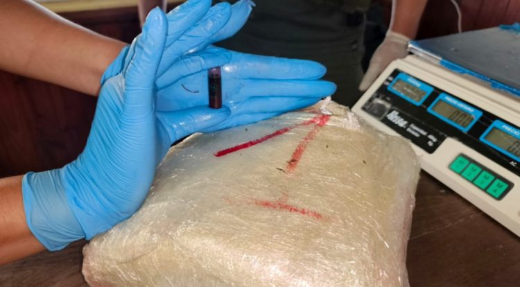Gendarmes detectaron más de 3 kilos de marihuana dentro de una encomienda