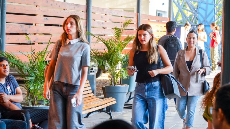 Con más de 3200 alumnos y una nueva carrera, la UCP inició su curso de ingreso 2026