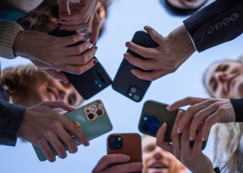 Tecnología accesible y entretenimiento digital: ¿cómo sostienen la cultura del consumo audiovisual los dispositivos económicos?