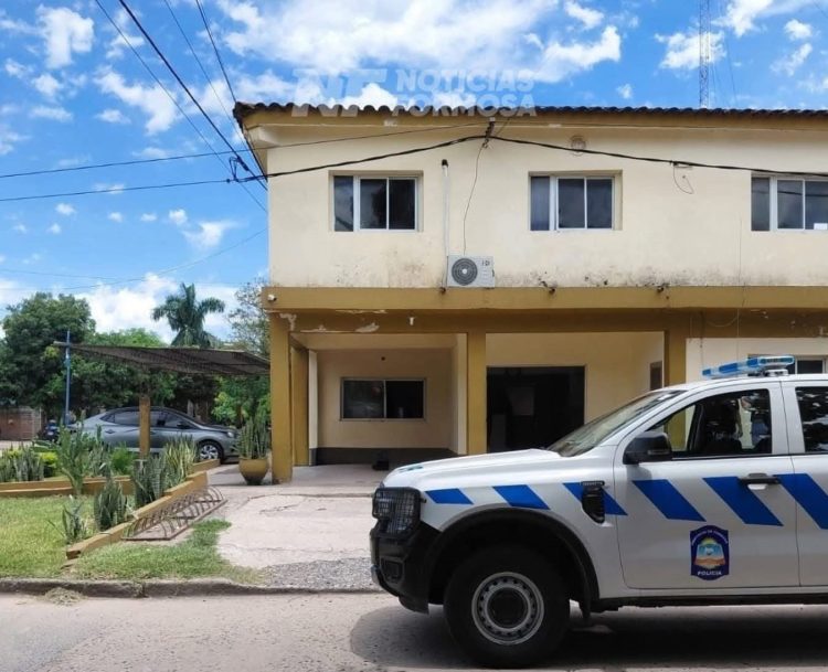 Un hombre discutía con su pareja y todo terminó de la peor manera: ella lo apuñaló y lo mató