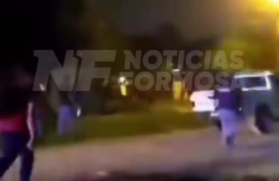 La Policía intervino en desorden vecinal y un efectivo recibió un tiro en una pierna