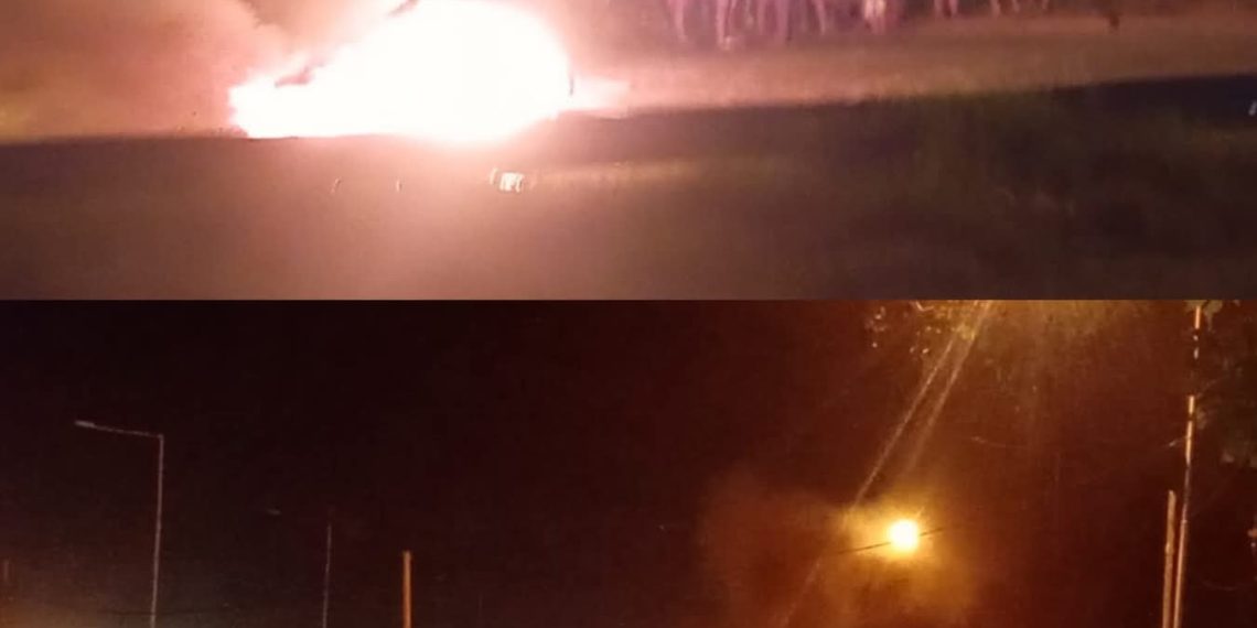 Ante falta de servicios de luz y agua, vecinos del Fachini cortaron un sector de avenida Gendarmería Nacional