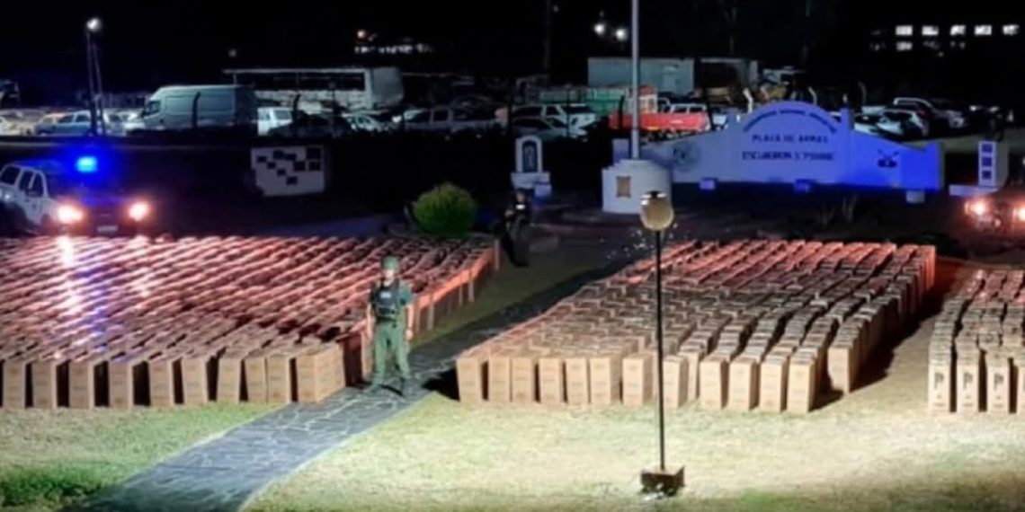 Duro golpe al contrabando: Gendarmería incautó más de 545 mil atados de cigarrillos y mercadería sin aval aduanero