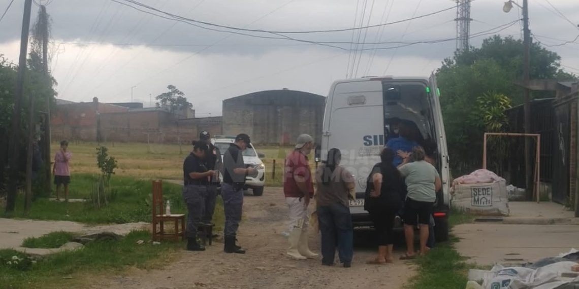 Dogo atacó a su dueña, escapó a la calle y se abalanzó sobre una vecina en barrio Fachini