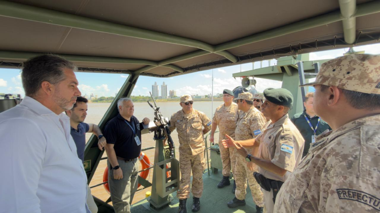 Autoridades nacionales visitaron varias dependencias de la Prefectura en Formosa