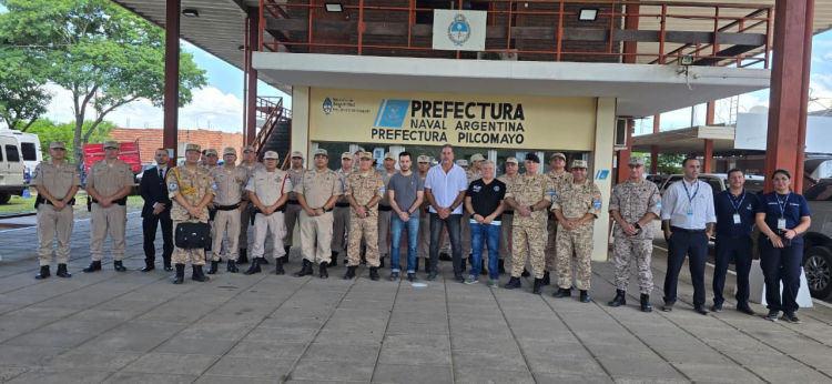 Autoridades nacionales visitaron varias dependencias de la Prefectura en Formosa