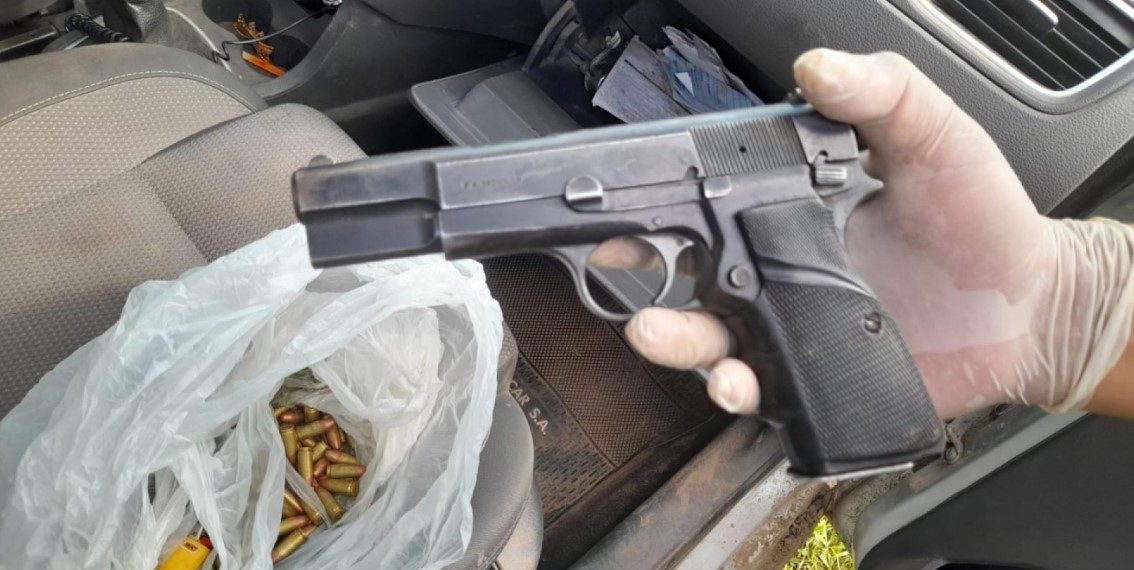 En dos procedimientos, gendarmes secuestraron un arma de fuego y 2.563 municiones