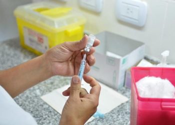 Alerta en Santa Fe: investigan la muerte de una mujer como posible primer caso de dengue de 2026