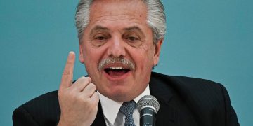 Alberto Fernández criticó en duros términos al Presidente de la Nación