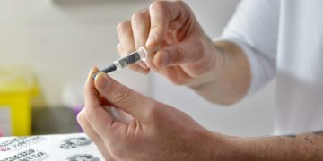 Salud inicia la campaña de vacunación antigripal en todo el país