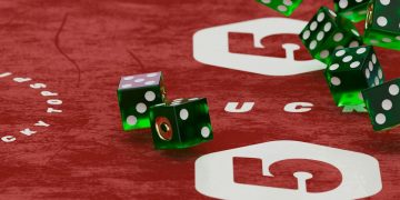 La ingeniería detrás de los dados de un casino
