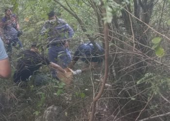 Macabro: hallaron restos óseos humanos en una zona descampada de Clorinda
