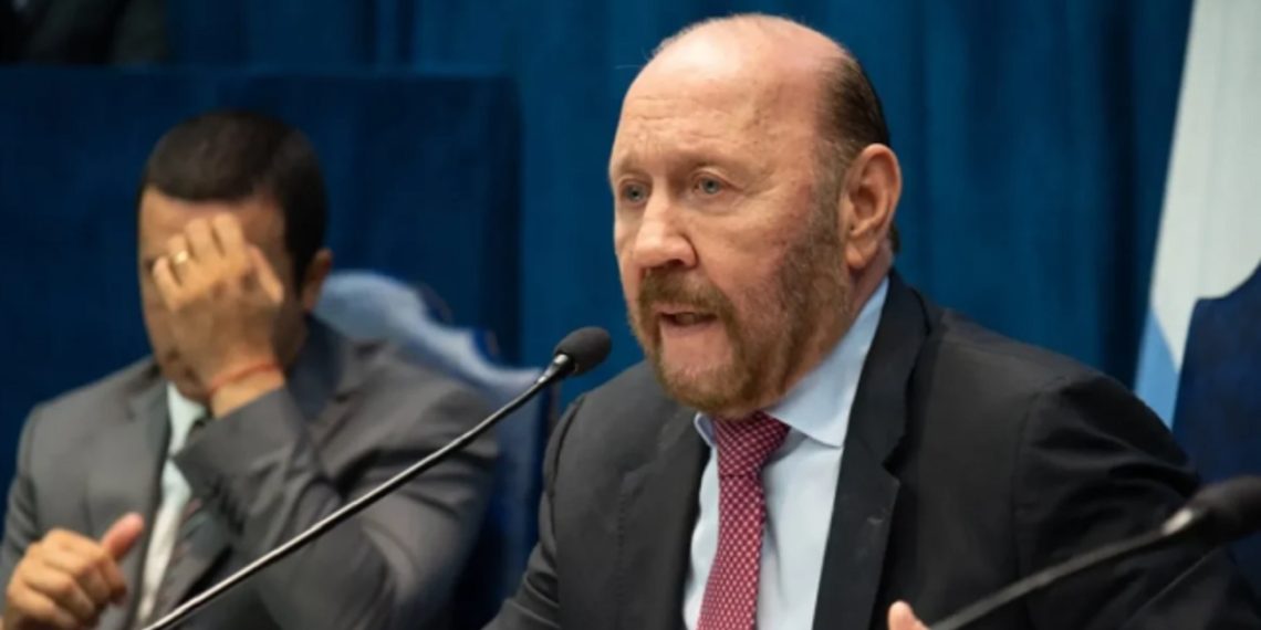 Por caída de recursos coparticipables y baja de transferencias no automáticas, provincias acumulan rojo de $15,3 billones en la era Milei: Formosa perdió $800 mil millones