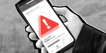 Los peligros invisibles de las aplicaciones que instalamos en el celular