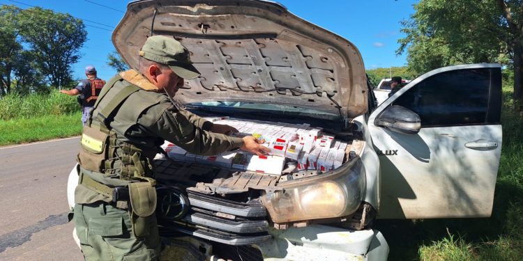 Una camioneta evadió un control de Gendarmería y hubo persecución: tenía un millonario cargamento de contrabando