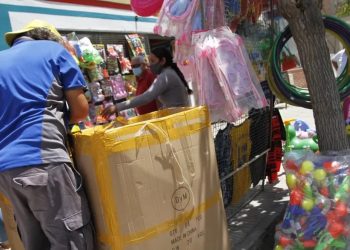 La informalidad laboral llegó al 43% y golpea más a mujeres y jóvenes