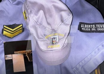 Un policía renunció tras 11 años de servicio: denunció «sueldos de miseria» en la fuerza