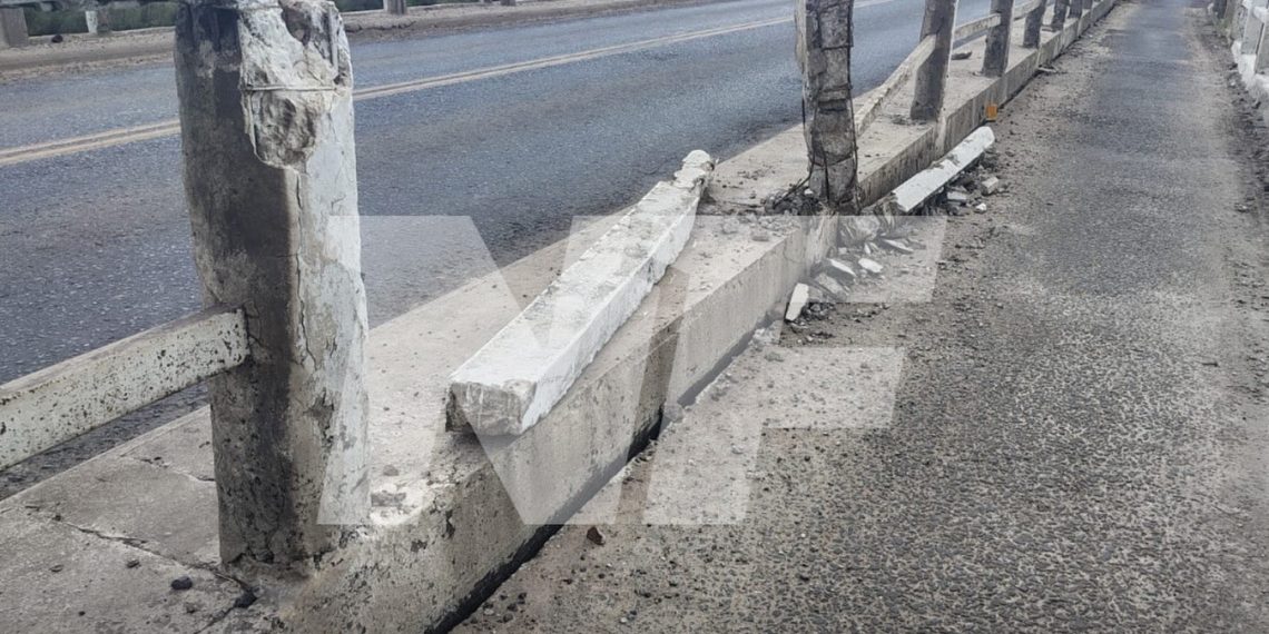 Vecinos señalan el deterioro del puente Blanco y piden soluciones