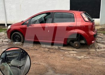 Barrio San Agustín: vecinos exigen retirar un vehículo abandonado hace más de 15 días