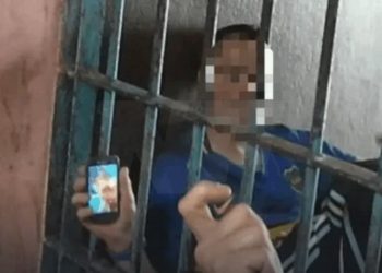 Instalarán inhibidores en cárceles para bloquear el uso de celulares