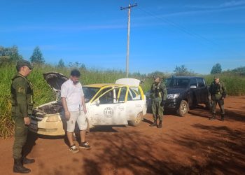 Detienen a taxista con 300 ampollas de fentanilo de origen paraguayo abajo del asiento