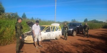 Detienen a taxista con 300 ampollas de fentanilo de origen paraguayo abajo del asiento