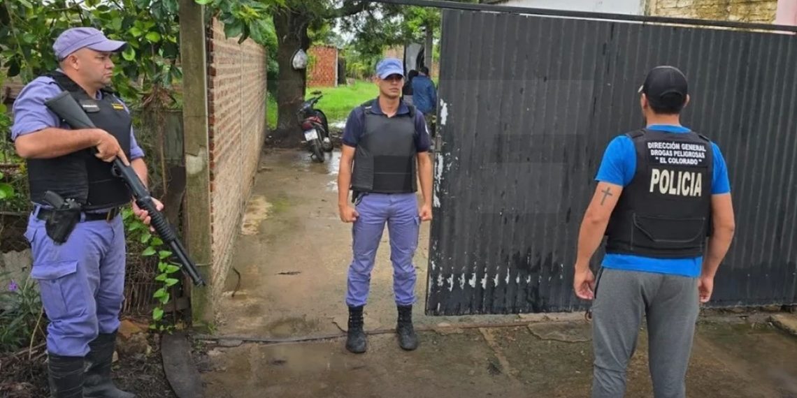 Narcomenudeo familiar en Villafañe: detienen a una madre y sus dos hijos