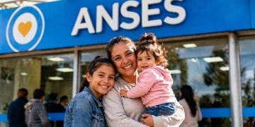 Guía completa AUH ANSES: cómo inscribirse, actualizar datos y cobrar sin problemas